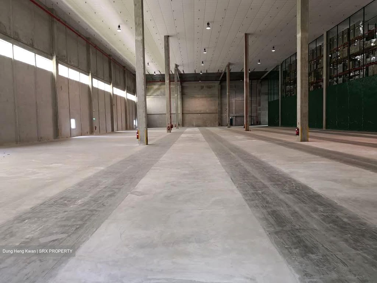 Penjuru Lane (D22), Warehouse #571676021